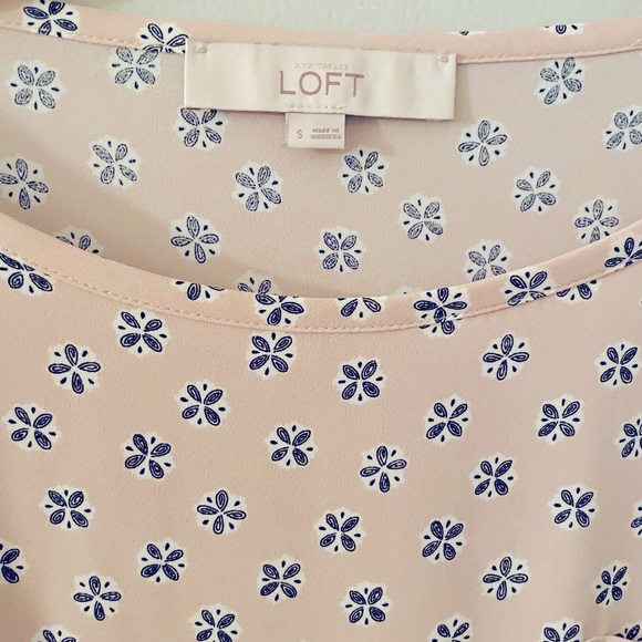 LOFT Roll-Tab Sleeve Pink Blouse - Picture 5 of 6